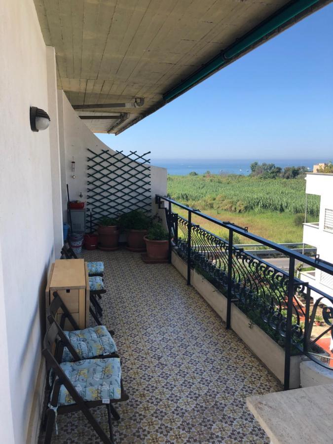 Attico Terramare - Beach & Maxi Terrace & Electricbbq Санта-Маринелла Экстерьер фото